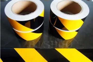 公路反光警示膠帶是怎么使用的-警示反光膠帶生產廠家 公路反光警示膠帶是怎么使用的-警示反光膠帶生產廠家