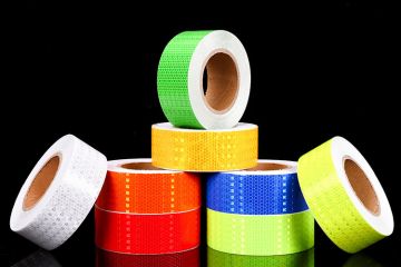 晶彩格反光車貼膠帶的特點-特色優(yōu)勢詳解 晶彩格反光車貼膠帶的特點-特色優(yōu)勢詳解